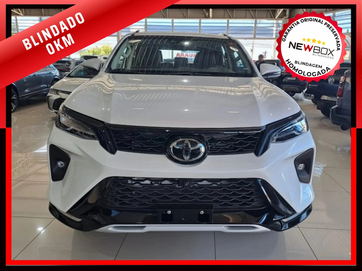 Foto do veículo TOYOTA HILUX SW4 2.8 D-4D TURBO DIESEL SRX PLATINUM 7L 4X4 AUTOMÁTICO 2026/2026 0 KM R$ 482.677,00