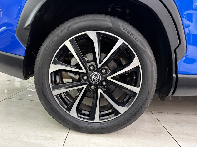 Foto do veículo TOYOTA COROLLA CROSS 1.8 VVT-I HYBRID FLEX XRX CVT 2023 80.600 KM 136.990,00
