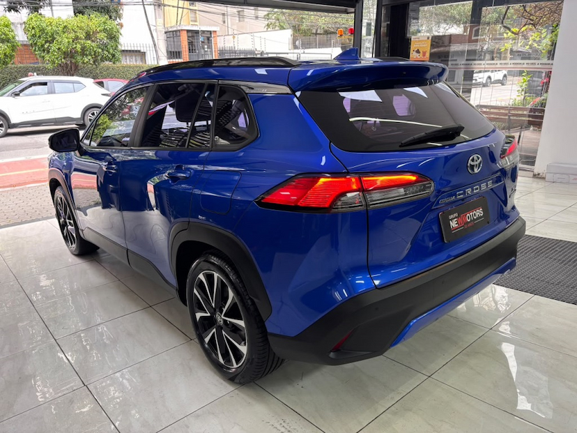 Foto do veículo TOYOTA COROLLA CROSS 1.8 VVT-I HYBRID FLEX XRX CVT 2023 80.600 KM 136.990,00
