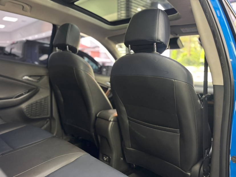 Foto do veículo CHEVROLET TRACKER 1.2 TURBO FLEX PREMIER AUTOMÁTICO 2020 83.676 KM 96.777,00