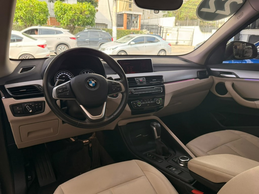 Foto do veículo BMW X1 2.0 16V TURBO ACTIVEFLEX SDRIVE20I GP 4P AUTOMÁTICO 2022 51.514 KM 170.777,00