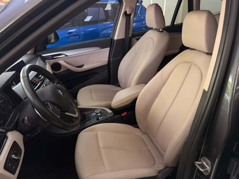 Foto do veículo BMW X1 2.0 16V TURBO ACTIVEFLEX SDRIVE20I GP 4P AUTOMÁTICO 2022 51.514 KM 170.777,00