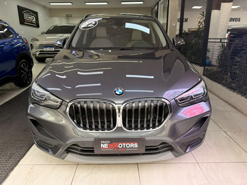 Foto do veículo BMW X1 2.0 16V TURBO ACTIVEFLEX SDRIVE20I GP 4P AUTOMÁTICO 2022 51.514 KM 170.777,00
