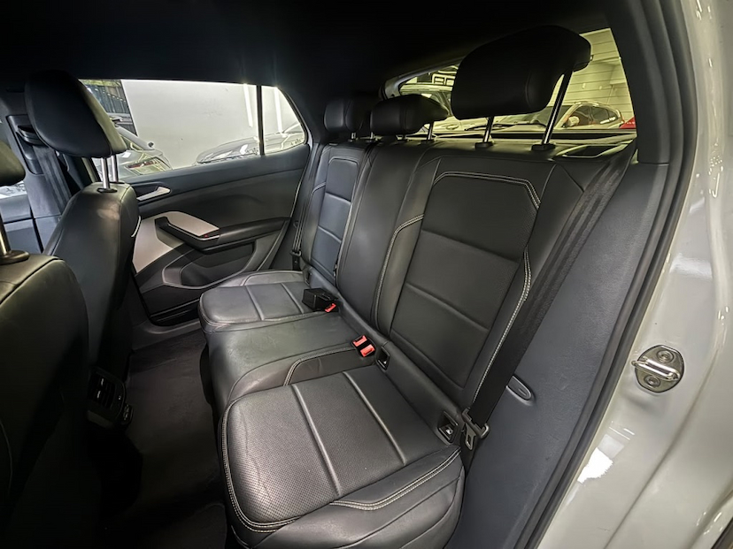 Foto do veículo VOLKSWAGEN T-CROSS 1.4 250 TSI TOTAL FLEX HIGHLINE AUTOMÁTICO 2022 26.130 KM 119.777,00