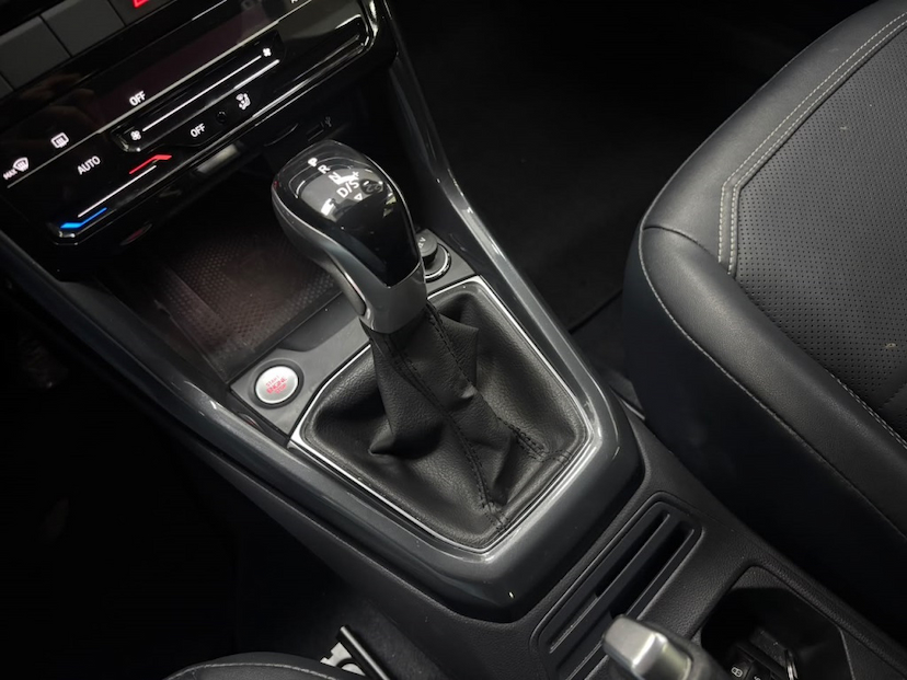 Foto do veículo VOLKSWAGEN T-CROSS 1.4 250 TSI TOTAL FLEX HIGHLINE AUTOMÁTICO 2022 26.130 KM 119.777,00