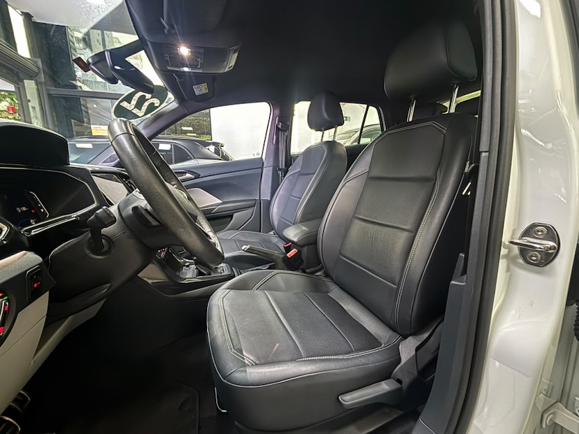 Foto do veículo VOLKSWAGEN T-CROSS 1.4 250 TSI TOTAL FLEX HIGHLINE AUTOMÁTICO 2022 26.130 KM 119.777,00