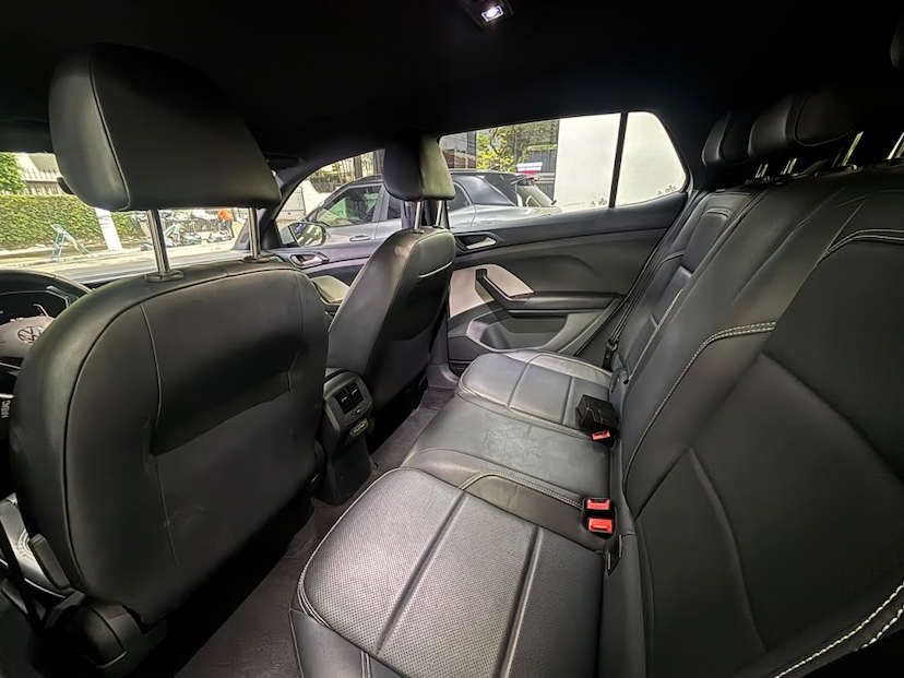 Foto do veículo VOLKSWAGEN T-CROSS 1.4 250 TSI TOTAL FLEX HIGHLINE AUTOMÁTICO 2022 26.130 KM 119.777,00