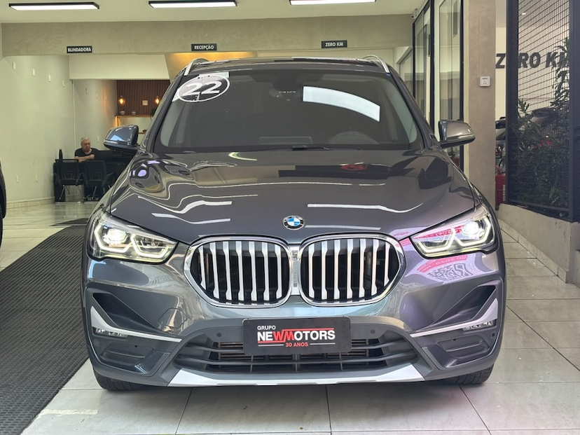 Foto do veículo BMW X1 2.0 16V TURBO ACTIVEFLEX SDRIVE20I X-LINE PLUS 4P AUTOMÁTICO 2022 43.465 KM 178.777,00