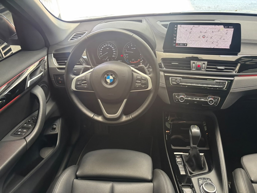 Foto do veículo BMW X1 2.0 16V TURBO ACTIVEFLEX SDRIVE20I X-LINE PLUS 4P AUTOMÁTICO 2022 43.465 KM 178.777,00