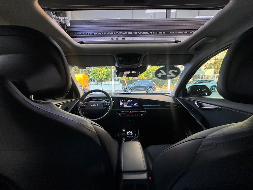 Foto do veículo KIA NIRO 1.6 GDI HEV SX PRESTIGE DCT 2024 48.097 KM 153.777,00