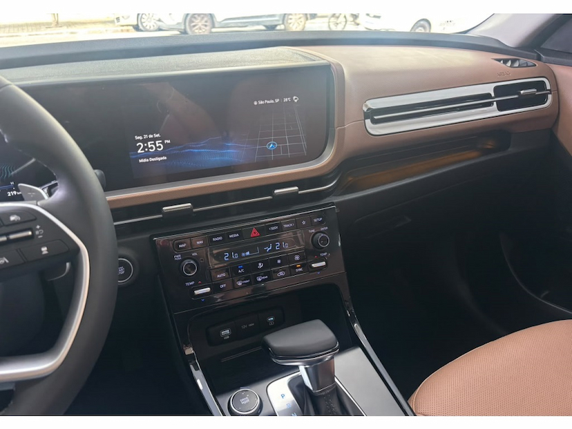 Foto do veículo HYUNDAI CRETA 1.0 TGDI FLEX PLATINUM AUTOMÁTICO 2027 219 KM 169.777,00
