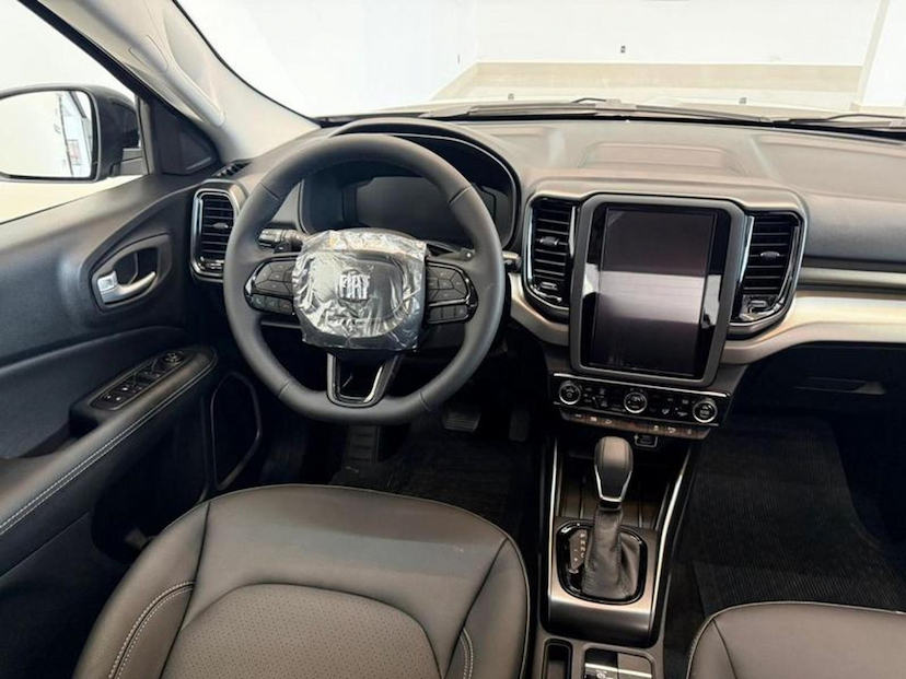 Foto do veículo FIAT TORO 2.2 TURBO DIESEL VOLCANO 4WD AT9 2026 0 KM 259.900,00