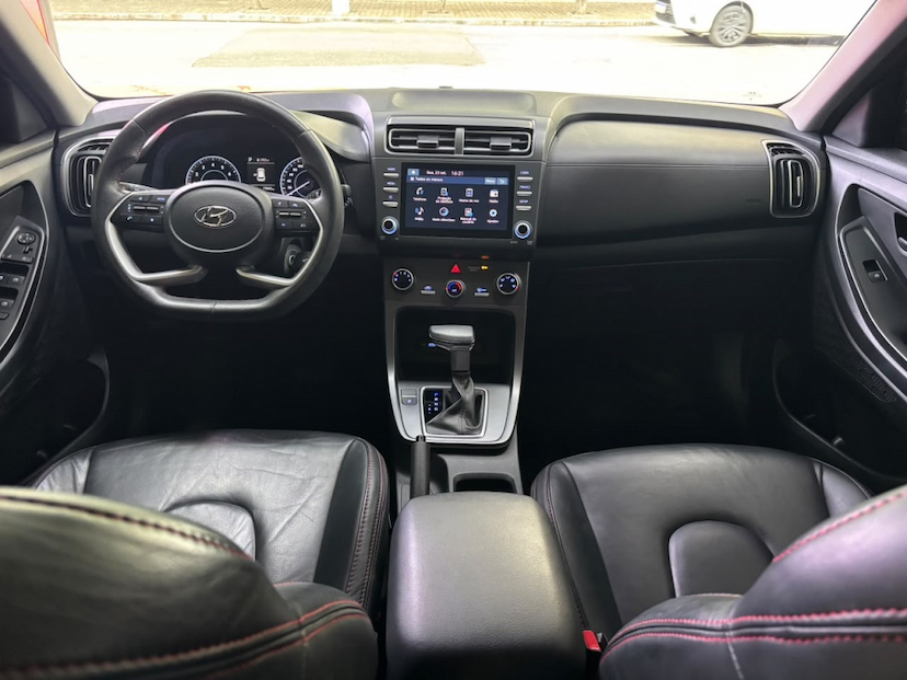 Foto do veículo HYUNDAI CRETA 1.0 TGDI FLEX COMFORT AUTOMÁTICO 2024 17.039 KM 118.777,00