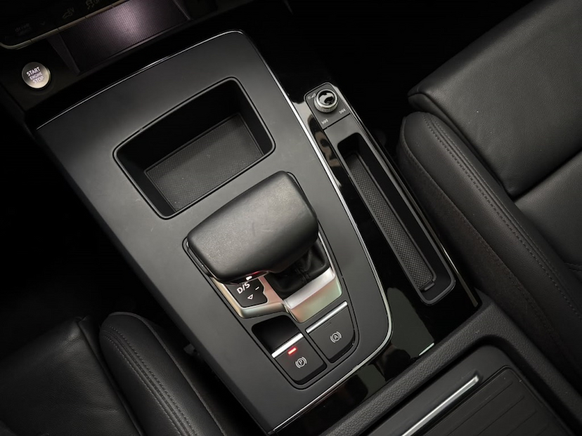 Foto do veículo AUDI Q5 2.0 55 TFSIE PHEV PERFORMANCE BLACK QUATTRO S TRONIC 2023 74.000 KM 269.777,00