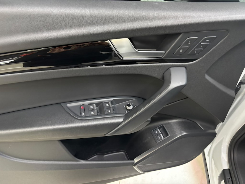 Foto do veículo AUDI Q5 2.0 55 TFSIE PHEV PERFORMANCE BLACK QUATTRO S TRONIC 2023 74.000 KM 269.777,00