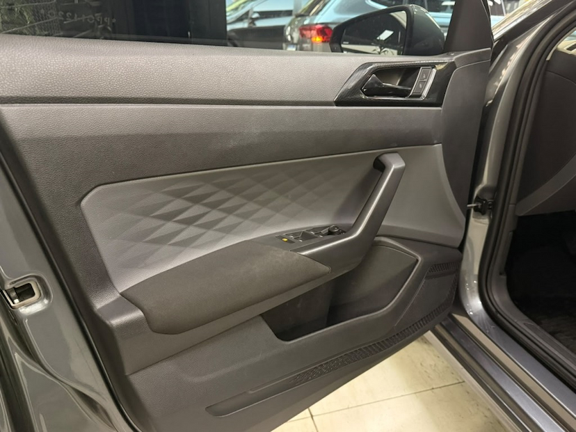 Foto do veículo VOLKSWAGEN POLO 1.0 170 TSI COMFORTLINE AUTOMÁTICO 2023 53.638 KM 89.777,00