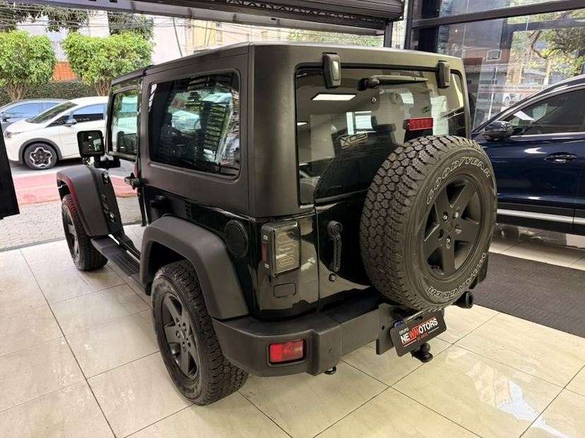 Foto do veículo JEEP WRANGLER 3.6 SPORT 4X4 V6 24V GASOLINA 2P AUTOMÁTICO 2012 87.000 KM 209.777,00