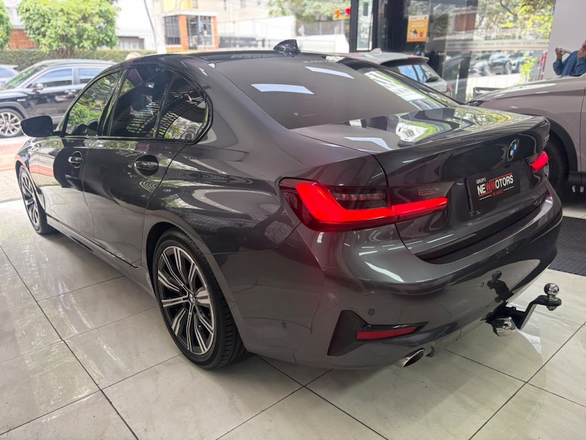 Foto do veículo BMW 320I 2.0 16V TURBO FLEX GP AUTOMÁTICO 2022 39.747 KM 235.777,00