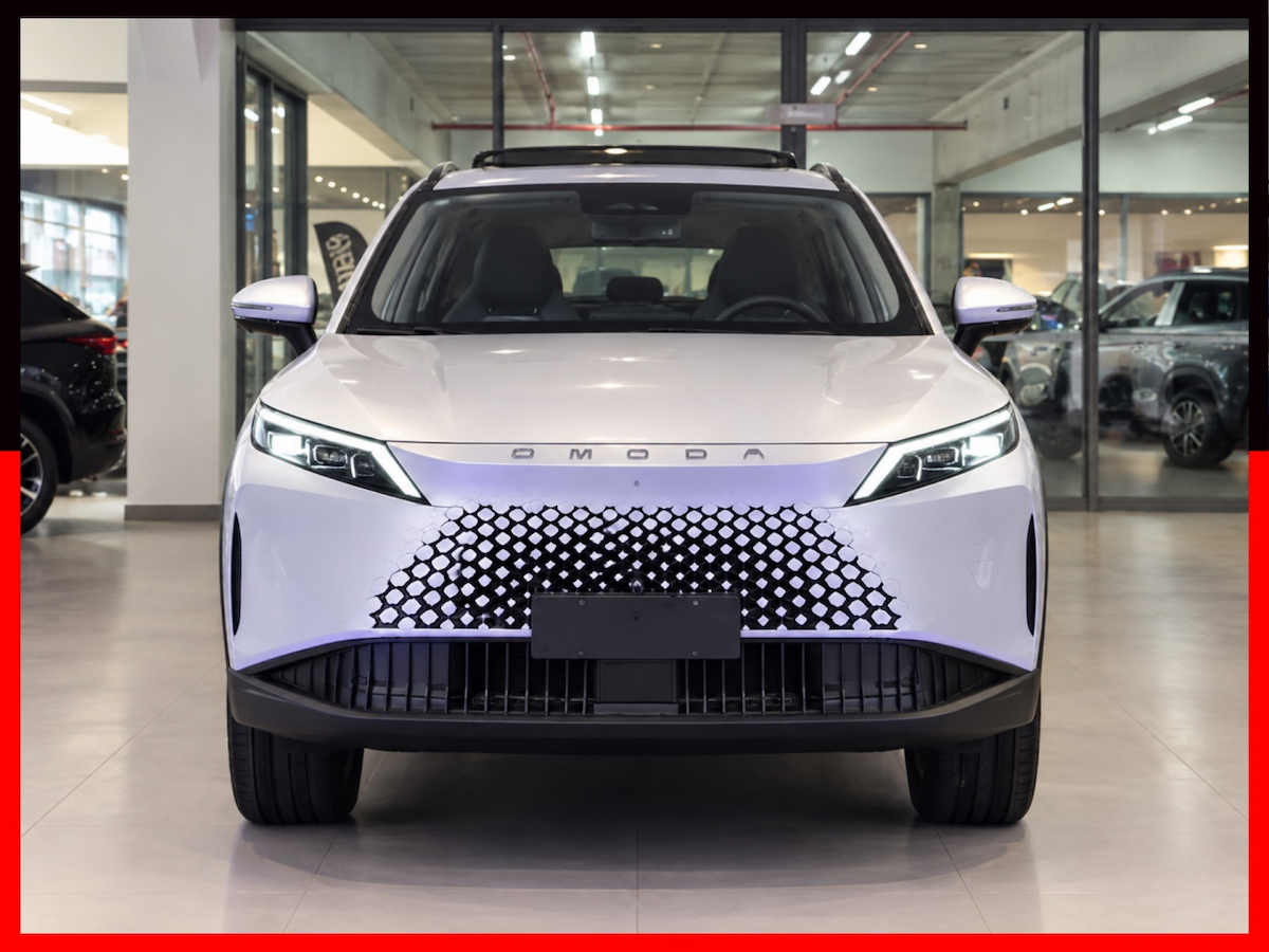 Foto do veículo OMODA 7 1.5 TGDI PHEV PRESTIGE DHT 2026/2027 0 KM R$ 278.900,00