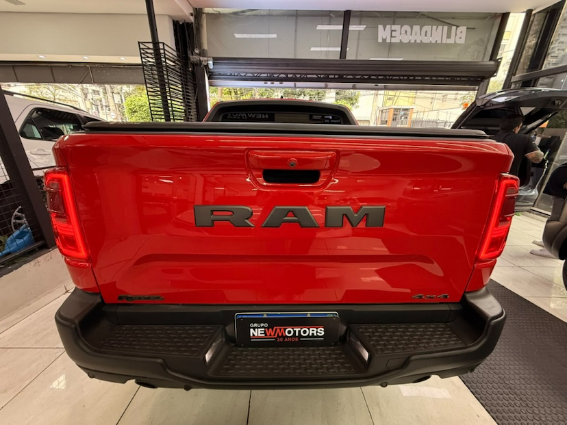 Foto do veículo RAM RAMPAGE 2.0 HURRICANE 4 TURBO GASOLINA REBEL 4X4 AUTOMÁTICO 2024 16.025 KM 172.777,00