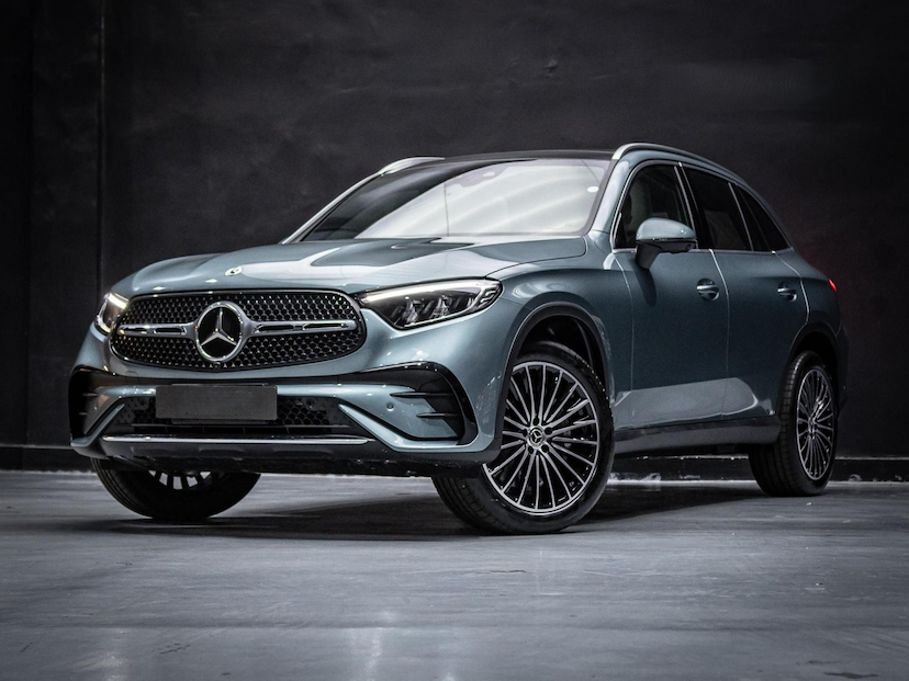 Foto do veículo MERCEDES-BENZ GLC 300 2.0 MHEV AMG LINE 4MATIC 9G-TRONIC 2026 0 KM 495.800,00