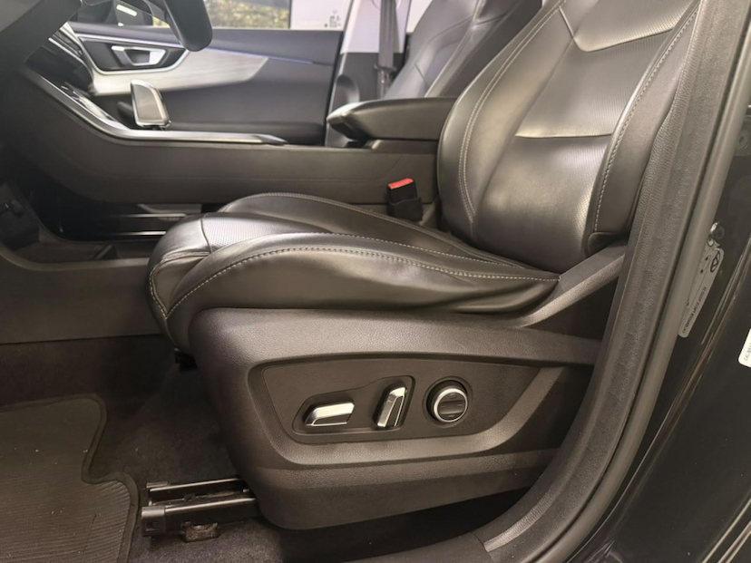 Foto do veículo CAOA CHERY TIGGO 5X PRO 1.5 VVT TURBO IFLEX CVT 2023 50.350 KM 110.777,00