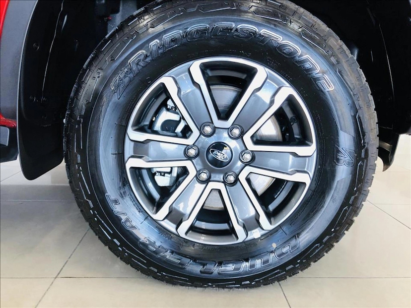 Foto do veículo FORD RANGER 3.0 V6 TURBO DIESEL CD XLT 4X4 AUTOMÁTICO 2027 0 KM 294.800,00