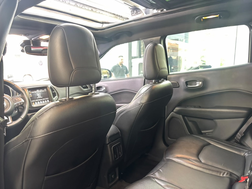 Foto do veículo JEEP COMPASS 2.0 16V DIESEL LIMITED 4X4 AUTOMÁTICO 2021 68.238 KM 123.777,00