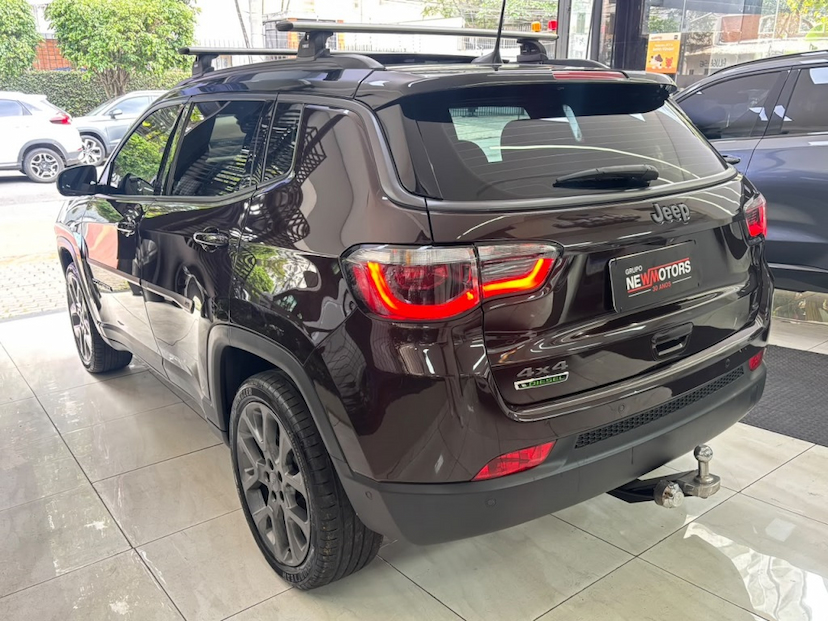 Foto do veículo JEEP COMPASS 2.0 16V DIESEL LIMITED 4X4 AUTOMÁTICO 2021 68.238 KM 123.777,00