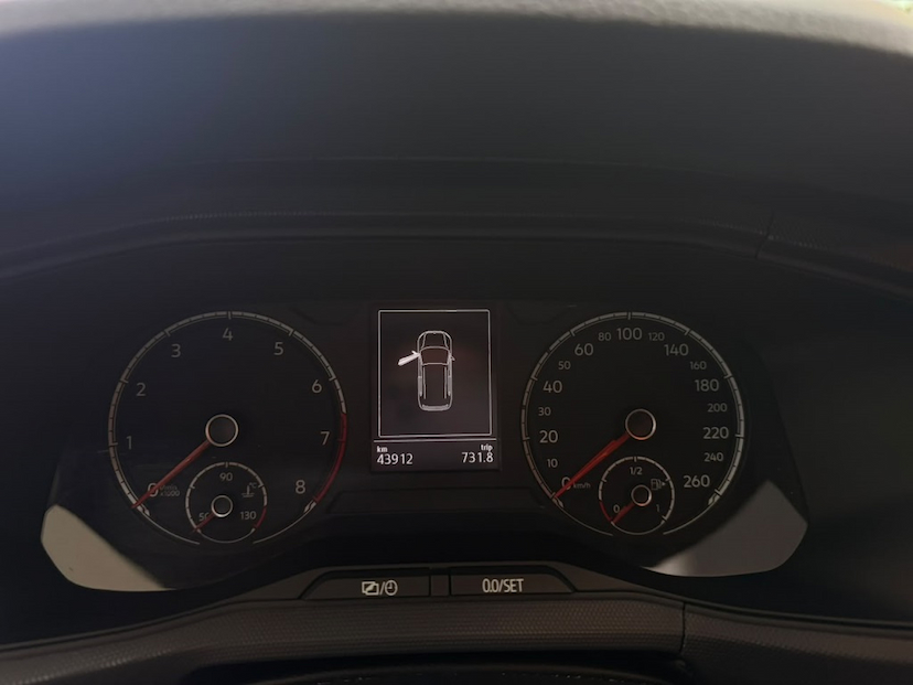 Foto do veículo VOLKSWAGEN T-CROSS 1.0 200 TSI TOTAL FLEX SENSE AUTOMÁTICO 2020 43.912 KM 87.777,00