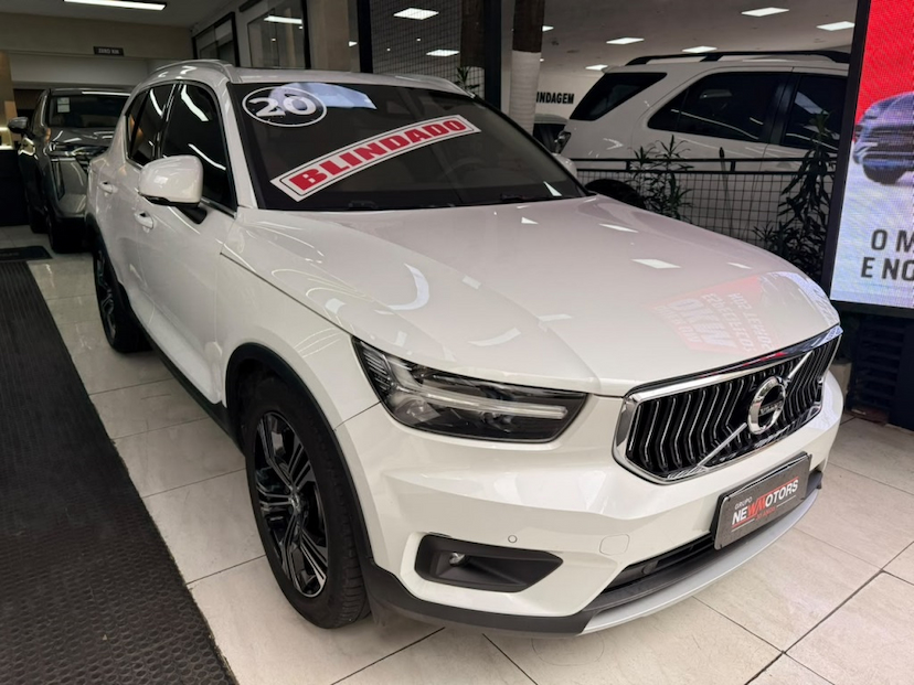 Foto do veículo VOLVO XC40 2.0 T4 GASOLINA INSCRIPTION GEARTRONIC 2020 66.299 KM 177.777,00