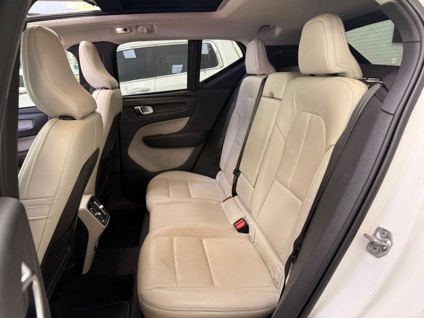 Foto do veículo VOLVO XC40 2.0 T4 GASOLINA INSCRIPTION GEARTRONIC 2020 66.299 KM 177.777,00