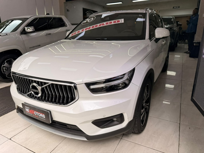 Foto do veículo VOLVO XC40 2.0 T4 GASOLINA INSCRIPTION GEARTRONIC 2020 66.299 KM 177.777,00