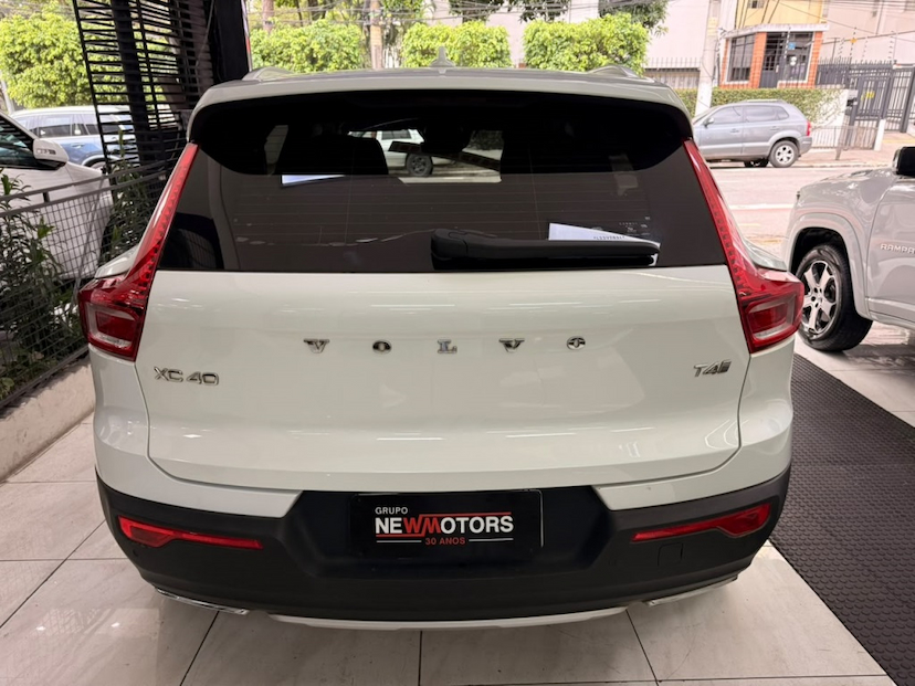 Foto do veículo VOLVO XC40 2.0 T4 GASOLINA INSCRIPTION GEARTRONIC 2020 66.299 KM 177.777,00