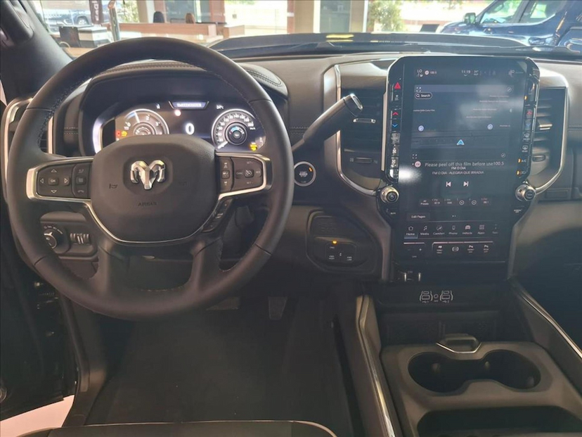 Foto do veículo RAM 3500 6.7 I6 TURBO DIESEL LARAMIE NIGHT EDITION CD 4X4  AUTOMÁTICO 2026 0 KM 531.900,00