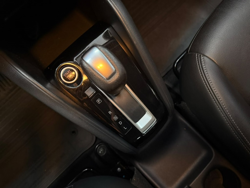 Foto do veículo NISSAN KICKS 1.6 16V FLEXSTART SV 4P XTRONIC 2021 51.065 KM 89.777,00