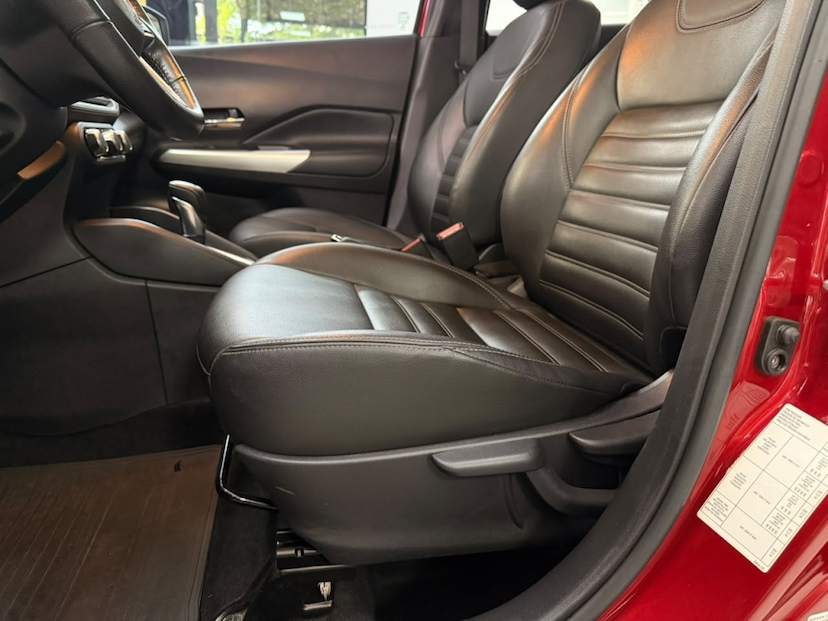 Foto do veículo NISSAN KICKS 1.6 16V FLEXSTART SV 4P XTRONIC 2021 51.065 KM 89.777,00