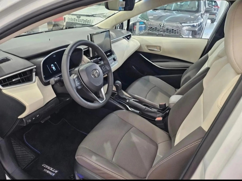 Foto do veículo TOYOTA COROLLA 1.8 VVT-I HYBRID FLEX ALTIS PREMIUM CVT 2026 0 KM 195.490,00