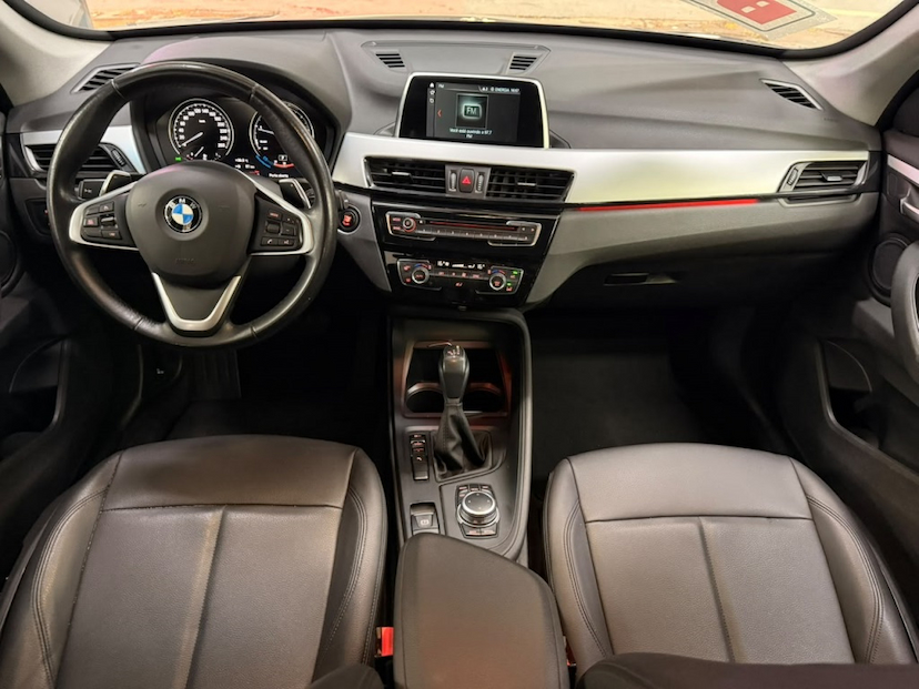 Foto do veículo BMW X1 2.0 16V TURBO ACTIVEFLEX SDRIVE20I 4P AUTOMÁTICO 2019 90.560 KM 138.777,00