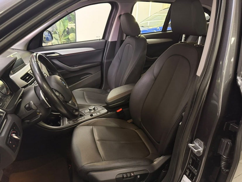 Foto do veículo BMW X1 2.0 16V TURBO ACTIVEFLEX SDRIVE20I 4P AUTOMÁTICO 2019 90.560 KM 138.777,00