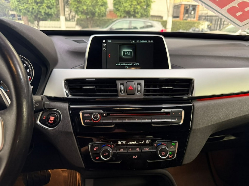 Foto do veículo BMW X1 2.0 16V TURBO ACTIVEFLEX SDRIVE20I 4P AUTOMÁTICO 2019 90.560 KM 138.777,00