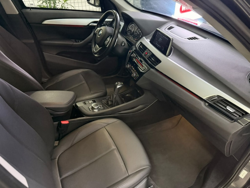 Foto do veículo BMW X1 2.0 16V TURBO ACTIVEFLEX SDRIVE20I 4P AUTOMÁTICO 2019 90.560 KM 138.777,00