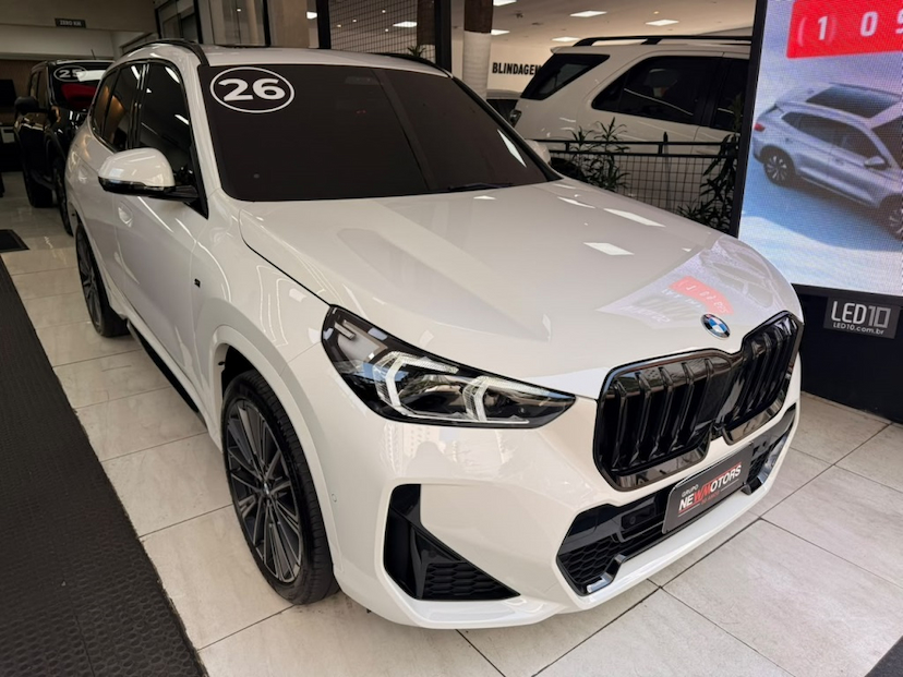Foto do veículo BMW X1 2.0 16V TURBO GASOLINA SDRIVE20I M SPORT STEPTRONIC 2026 2.098 KM R$ 334.777,00