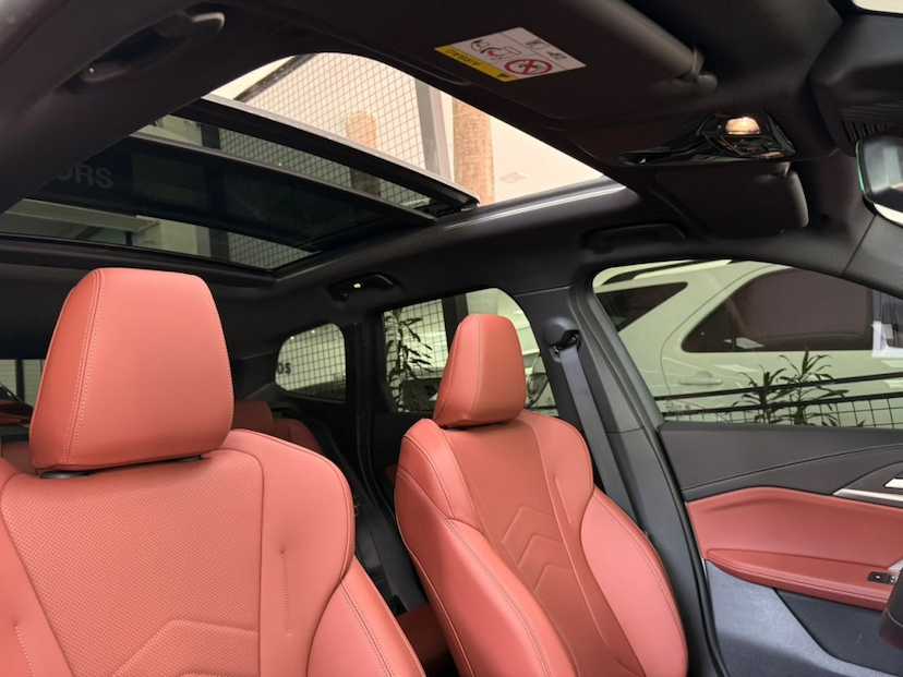 Foto do veículo BMW X1 2.0 16V TURBO GASOLINA SDRIVE20I M SPORT STEPTRONIC 2026 2.098 KM R$ 334.777,00