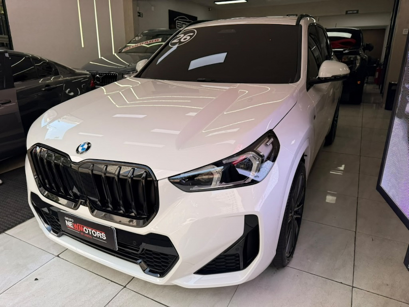Foto do veículo BMW X1 2.0 16V TURBO GASOLINA SDRIVE20I M SPORT STEPTRONIC 2026 2.098 KM R$ 334.777,00