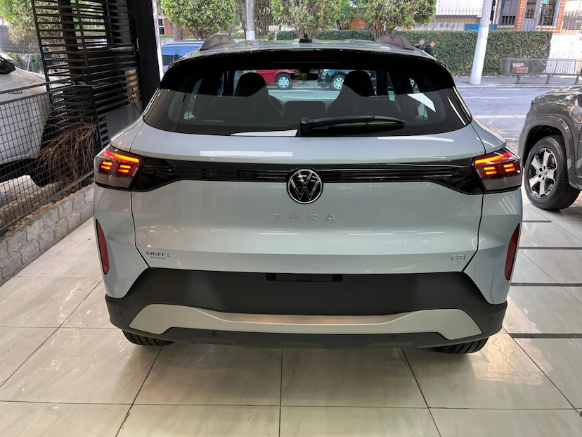 Foto do veículo GWM TANK 300 2.0 HI4-T PHEV 4X4 9HAT FLEX 2027 0 KM 318.700,00