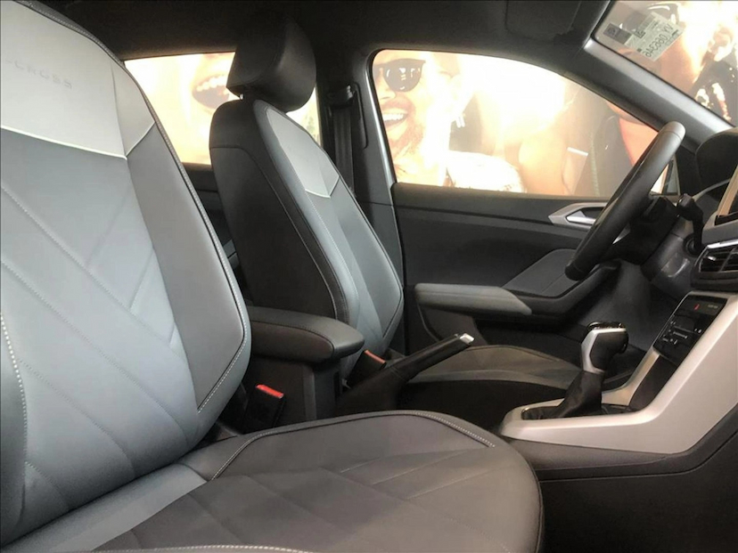 Foto do veículo VOLKSWAGEN T-CROSS 1.0 200 TSI TOTAL FLEX COMFORTLINE AUTOMÁTICO 2026 0 KM 153.900,00