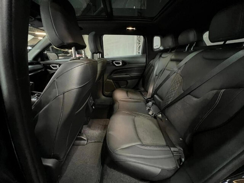 Foto do veículo JEEP COMPASS 2.0 HURRICANE 4 TURBO GASOLINA BLACKHAWK AT9 2026 0 KM 237.777,00