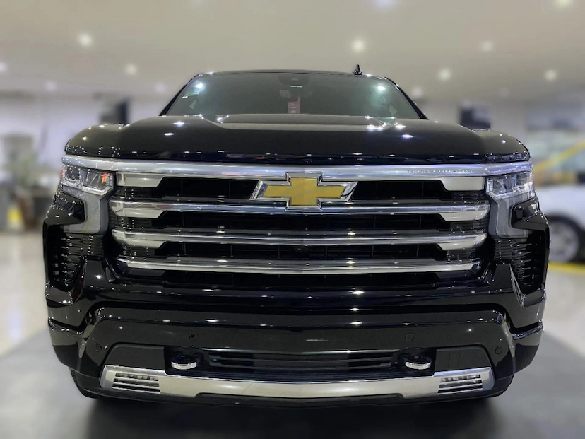 Foto do veículo CHEVROLET SILVERADO 5.3 V8 GASOLINA 1500 HIGH COUNTRY 4X4 AUTOMÁTICO 2026 0 KM 479.800,00