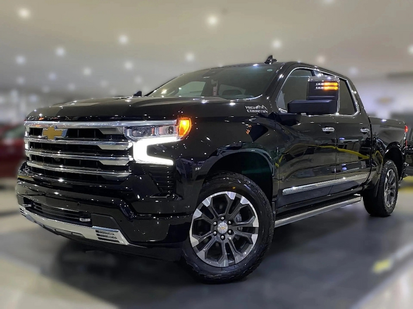 Foto do veículo CHEVROLET SILVERADO 5.3 V8 GASOLINA 1500 HIGH COUNTRY 4X4 AUTOMÁTICO 2026 0 KM 479.800,00